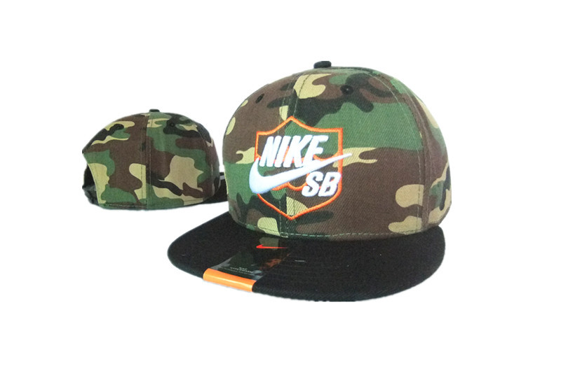 Nike Camo Snapback Hat GF 1 0613